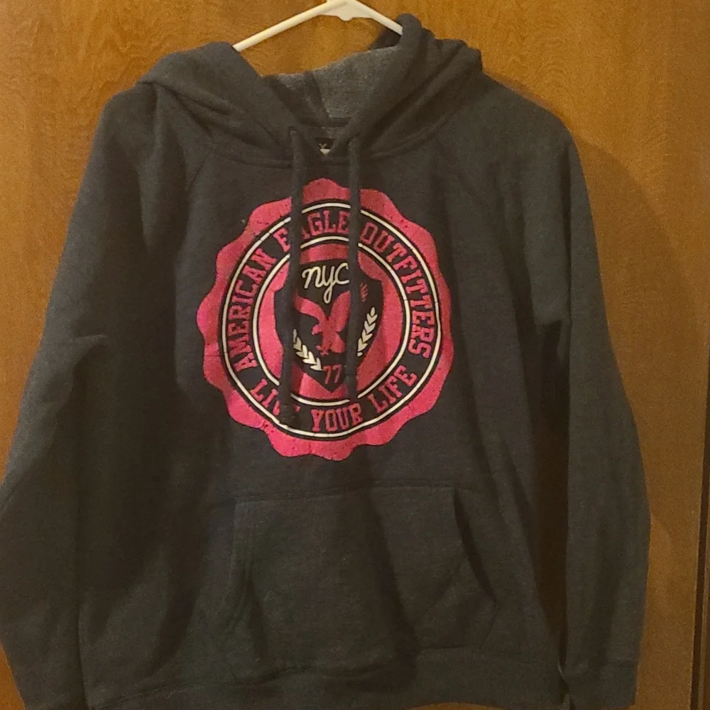 American Eagle hoodie - Picture 1 of 4